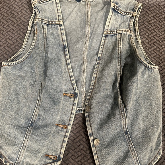 Denim vest crop top - Picture 3 of 3